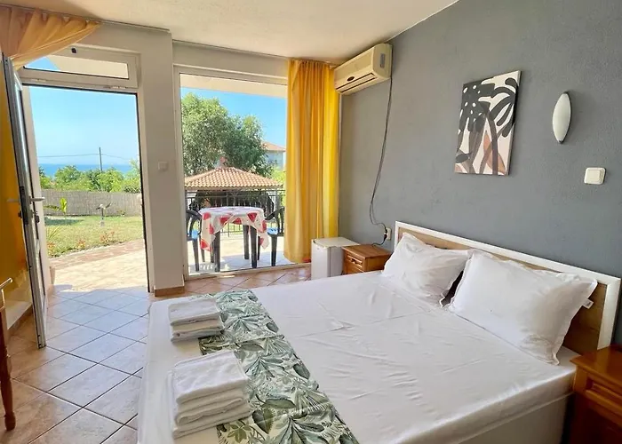 Serenity Hill Guest house 3*